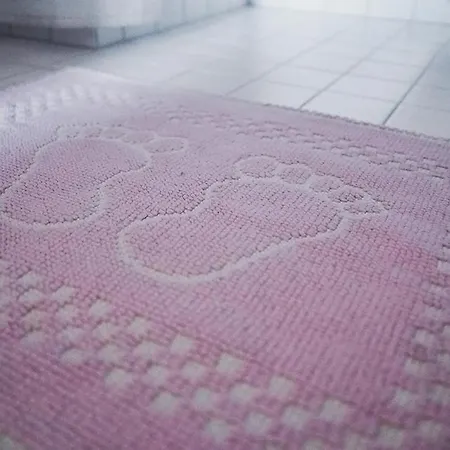 Guest Haus On The בית הארחה 3*